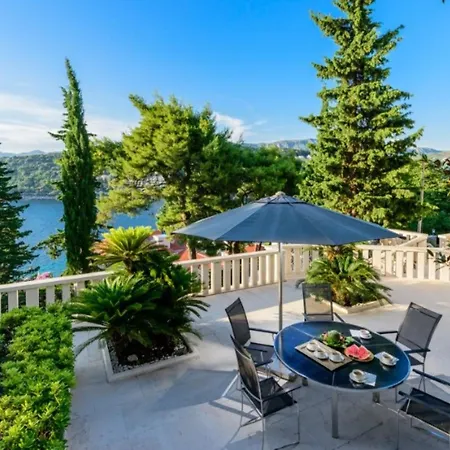 Luxury Villa Dubrovnik With Pool By The Beach Apartment Dubrovnik