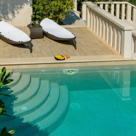 Luxury Villa Dubrovnik With Pool By The Beach Apartment