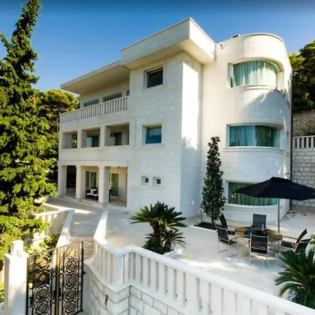 Luxury Villa Dubrovnik With Pool By The Beach
