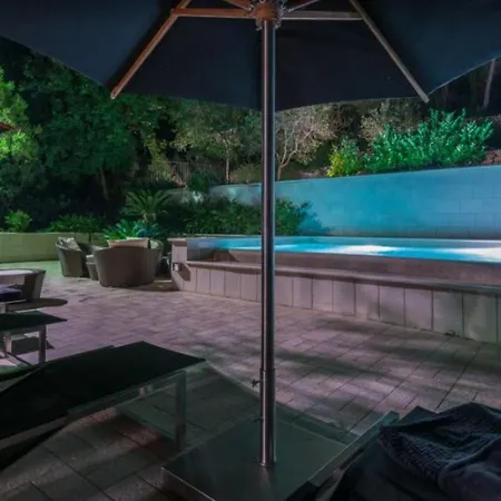 Luxury Villa Dubrovnik With Pool By The Beach