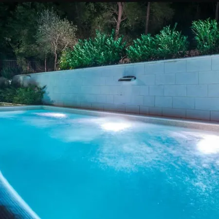 Luxury Villa Dubrovnik With Pool By The Beach Apartment *