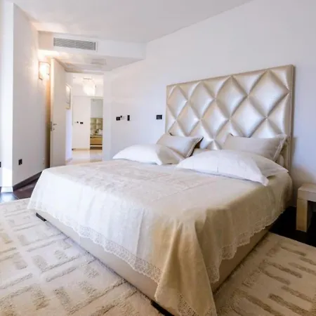 Luxury Villa Dubrovnik With Pool By The Beach Apartment