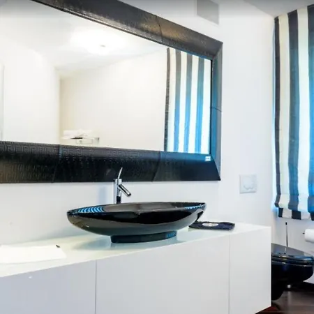 Dubrovnik Room *
